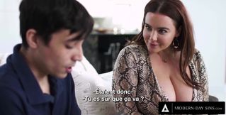 StepMom's Naughty Surprise: Bully's Nerdy Twist with a Steamy Creampie