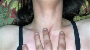 A beautiful moroccan girl letting her partner fuck her with a cucumber