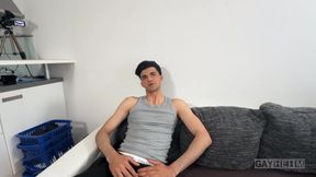 Árabe - Adolescente Gay 