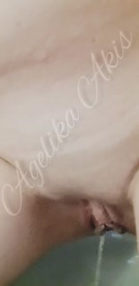 Agelika piss and change closer!!!