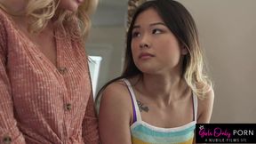 Hot Blonde Serene Siren, You&#039;re so pretty between my legs!