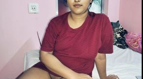 Shraddha caught by landlord while fingering