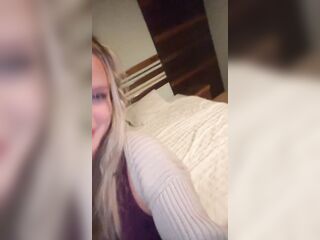 Swedish OnlyFans Model Bangs Stranger Fan at Hotel