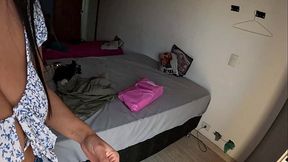 Ass and plug show with the big asses talking about anal