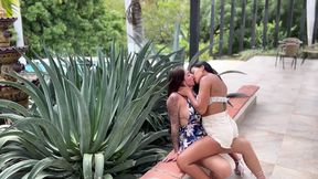 Surprise Threesome with Blindfolded GF