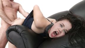 photoscompanhante - Yhivi Takes A Load To The Face And Has Anal