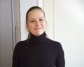 My cousin Petra a natural blonde with a shaved pussy did a