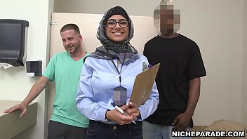 NICHE PARADE - Mia Khalifa Behind The Scenes Rare Footage
