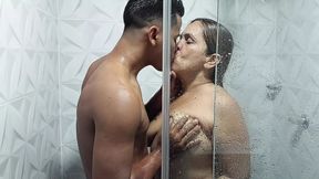 I fuck my stepmom&#039;s slut in the shower. Part 1