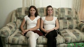 Safada peituda gostosa fudendo e mostando o buceto pra camera - The Burger Girls Chapter 1